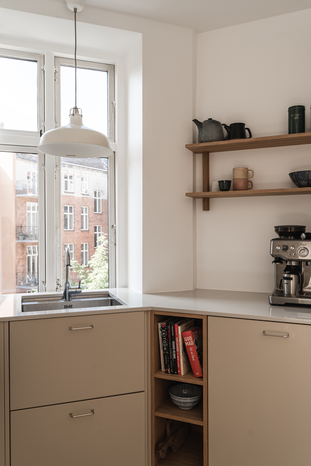 Lille designkøkken, god udnyttelse
